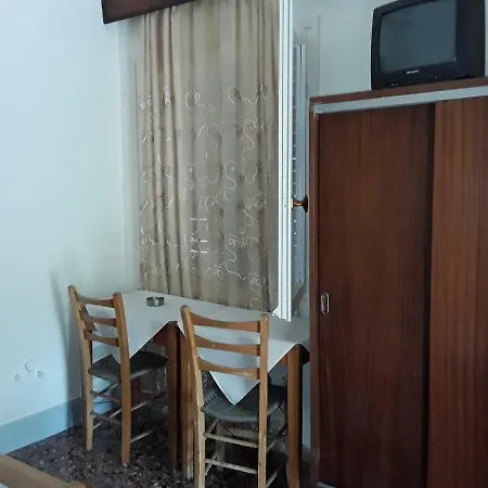 παναγιωτακη βασιλικη Maison d'hôtes Kamena Vourla